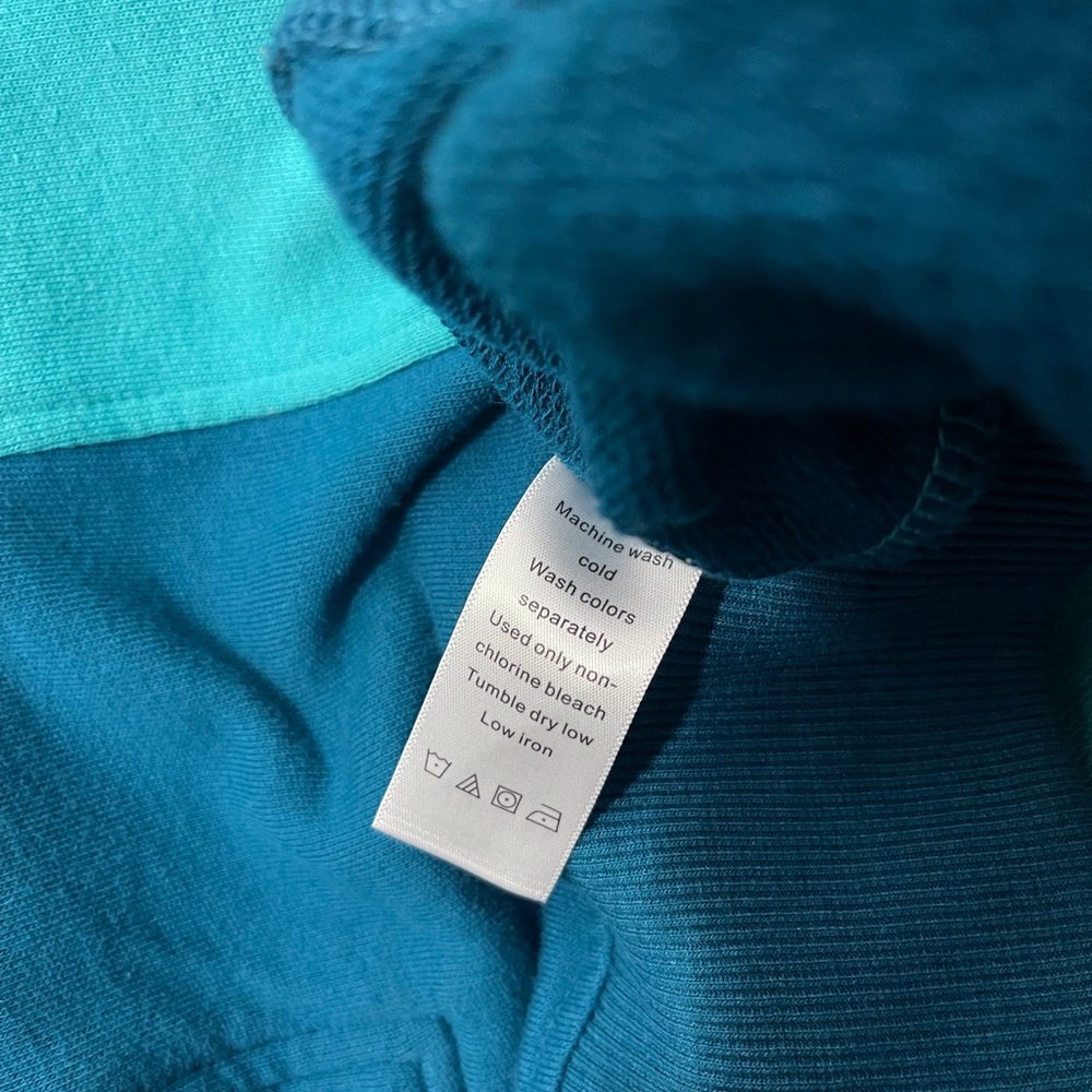 Fall Jacket in Color Block - Picture 5 of 6